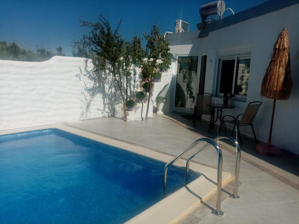 Maria'S Apartments Pigí Екстериор снимка